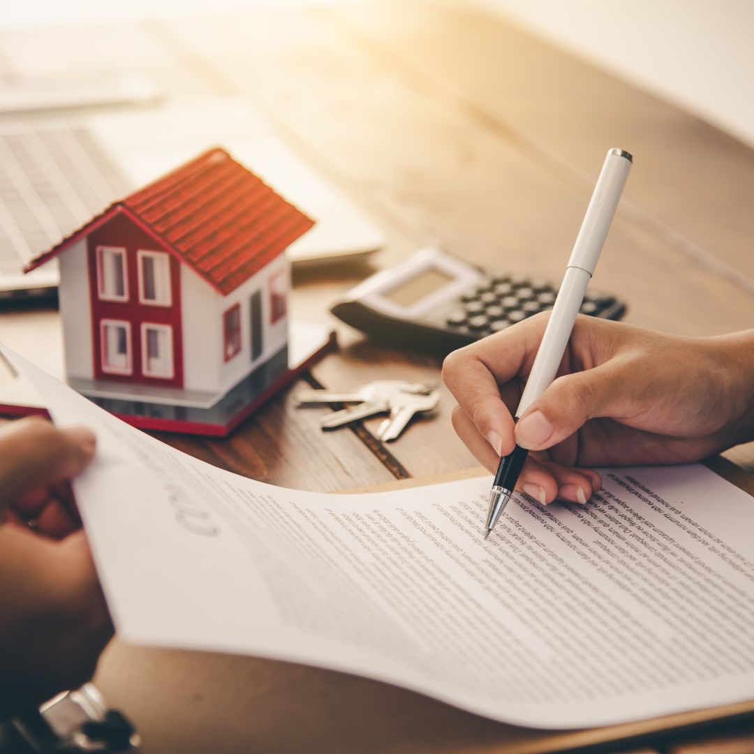 Signing mortgage papers