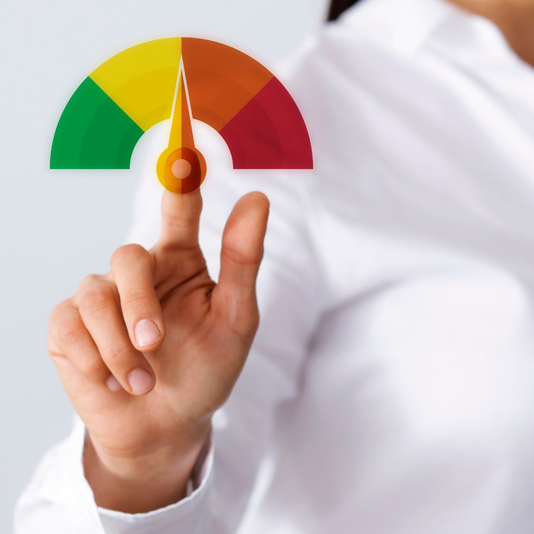 pressing credit score icon